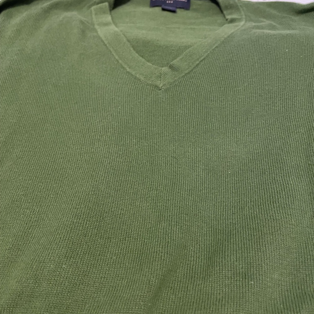 BR mens v neck sweater